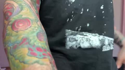 Tom online show from April 16, 11:32 am