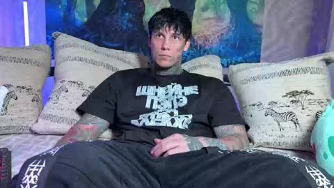 Tom online show from January 19, 7:10 am