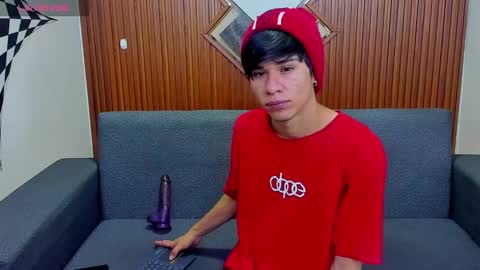 Snapshot of anyelo_sexyhot chatting on February 5, 12:38 pm anyelo_sexyhot online show from February 5, 12:38 pm