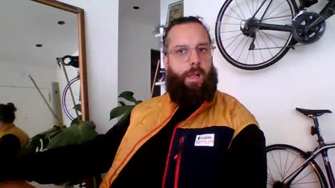 Snapshot of apc_3 chatting on March 12, 9:23 am apc_3 online show from March 12, 9:23 am