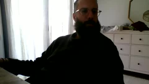 Snapshot of apc_3 chatting on December 23, 11:36 am apc_3 online show from December 23, 11:36 am
