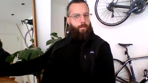 Snapshot of apc_3 chatting on January 23, 11:15 am apc_3 online show from January 23, 11:15 am