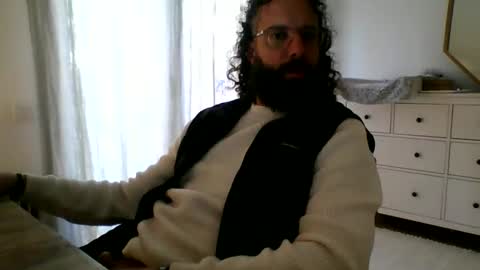 Snapshot of apc_3 chatting on December 18, 9:04 am apc_3 online show from December 18, 9:04 am