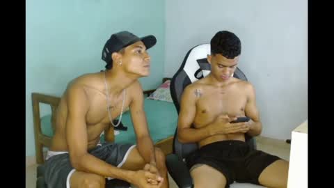 aphal_hot23 online show from February 12, 3:51 am