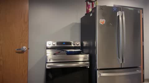 aplacetorest online show from March 30, 1:34 pm