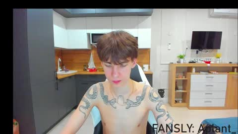 aplant_ online show from April 10, 7:21 pm