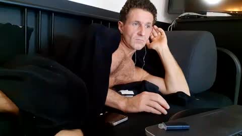 Snapshot of apollobest77 chatting on December 6, 3:22 pm apollobest77 online show from December 6, 3:22 pm