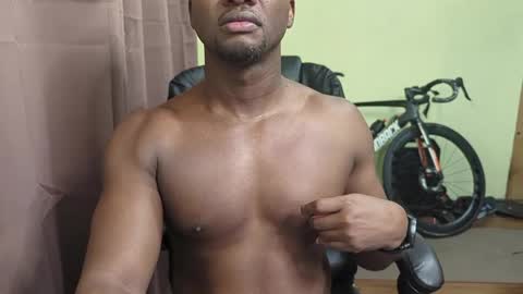 apollodarkmn online show from April 10, 1:23 am