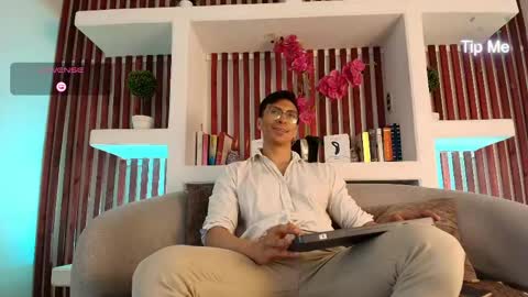 apolo_crus online show from April 19, 3:06 am