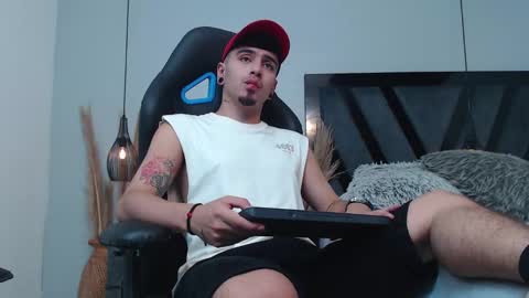 Apolo online show from November 15, 4:20 pm