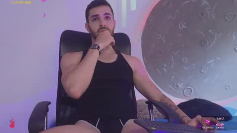 Apolo Lux  online show from March 15, 6:58 pm