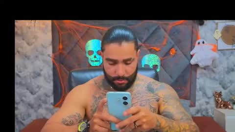 Snapshot of apolo_rousse chatting on October 27, 10:34 pm Apolo online show from October 27, 10:34 pm