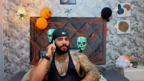 Snapshot of apolo_rousse chatting on October 21, 12:03 am Apolo online show from October 21, 12:03 am