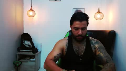 APOLO  online show from April 27, 10:59 pm