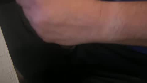 Snapshot of aq9166 chatting on February 8, 4:03 am artistry online show from February 8, 4:03 am