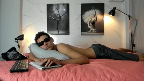 aquarius_xxx online show from October 30, 11:55 am