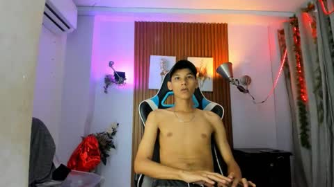 aquarius_xxx online show from October 22, 11:36 am