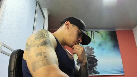 Jonathan online show from April 4, 7:22 pm