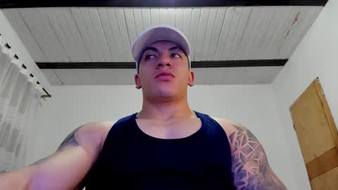 Snapshot of aquiles_51 chatting on January 11, 12:12 am Jonathan online show from January 11, 12:12 am