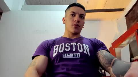 Snapshot of aquiles_51 chatting on October 14, 8:16 pm Jonathan online show from October 14, 8:16 pm