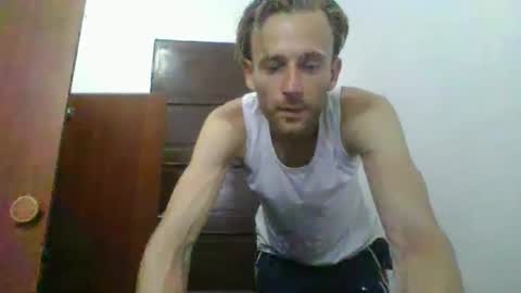 Aquilesmade online show from November 1, 3:05 pm