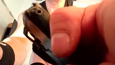 aquinn2000 online show from October 20, 5:55 am