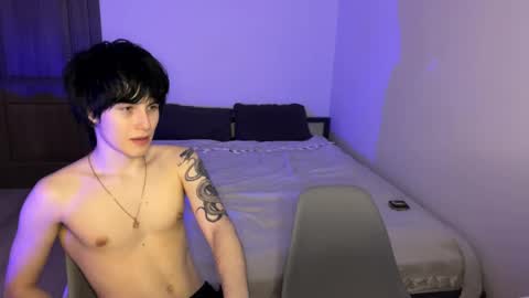 zik and kris online show from April 7, 7:25 pm