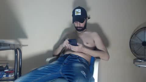 Snapshot of arabebigcock chatting on October 21, 6:16 am ARABE online show from October 21, 6:16 am