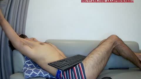 Snapshot of arabthickestdick1 chatting on January 8, 5:37 pm Shaani online show from January 8, 5:37 pm