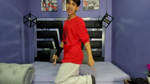 Archie online show from April 1, 3:30 am