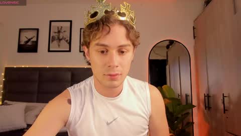 Archie online show from April 26, 1:03 am