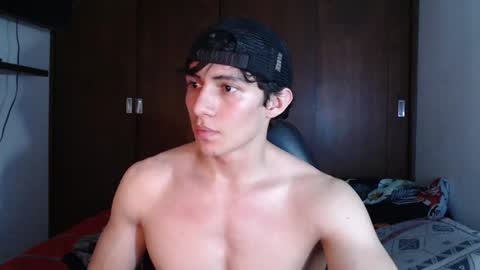 Snapshot of ares_aestheticgod chatting on January 10, 2:25 am Ares D online show from January 10, 2:25 am