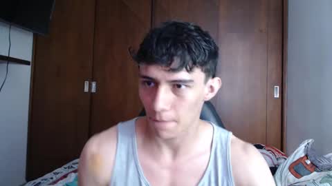 Snapshot of ares_aestheticgod chatting on March 5, 4:35 pm Ares D online show from March 5, 4:35 pm