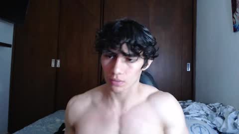 Snapshot of ares_aestheticgod chatting on February 13, 2:45 am Ares D online show from February 13, 2:45 am