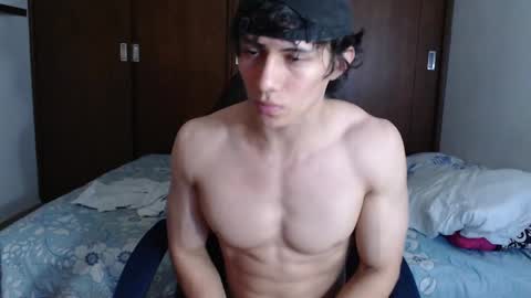 Snapshot of ares_aestheticgod chatting on February 17, 1:47 am Ares D online show from February 17, 1:47 am