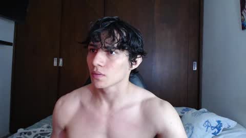 Snapshot of ares_aestheticgod chatting on February 19, 11:04 pm Ares D online show from February 19, 11:04 pm