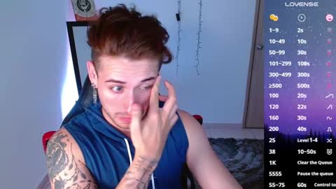 Snapshot of ares_blue chatting on January 16, 11:15 am ares blue online show from January 16, 11:15 am