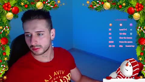 Snapshot of ares_blue chatting on December 4, 11:08 am ares blue online show from December 4, 11:08 am