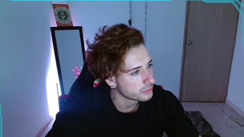 Snapshot of ares_blue chatting on January 14, 11:10 am ares blue online show from January 14, 11:10 am