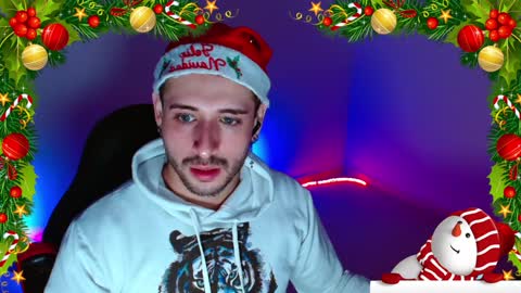 Snapshot of ares_blue chatting on December 6, 10:49 am ares blue online show from December 6, 10:49 am