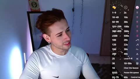 Snapshot of ares_blue chatting on January 21, 10:34 am ares blue online show from January 21, 10:34 am