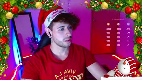 Snapshot of ares_blue chatting on December 19, 11:07 am ares blue online show from December 19, 11:07 am