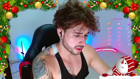 Snapshot of ares_blue chatting on December 11, 11:10 am ares blue online show from December 11, 11:10 am
