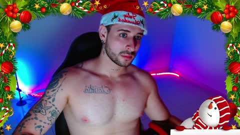 Snapshot of ares_blue chatting on December 7, 11:18 am ares blue online show from December 7, 11:18 am