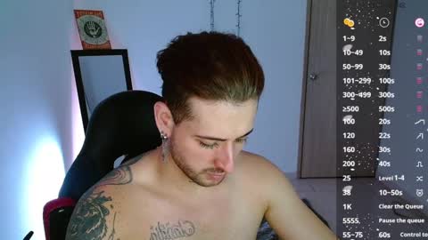 Snapshot of ares_blue chatting on January 23, 11:04 am ares blue online show from January 23, 11:04 am