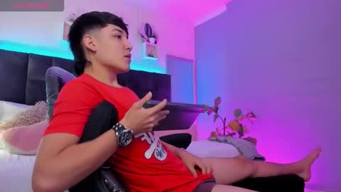 Snapshot of ares_di_martin chatting on September 8, 2:16 pm Ares online show from September 8, 2:16 pm