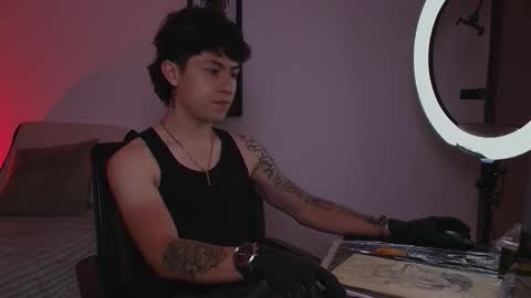 Snapshot of ares_dickson1 chatting on September 14, 6:43 pm Ares online show from September 14, 6:43 pm