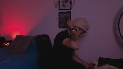 Snapshot of ares_dickson1 chatting on September 20, 6:52 pm Ares online show from September 20, 6:52 pm