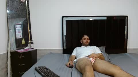 Snapshot of aresandapolo_ chatting on December 5, 2:09 am aresandapolo_ online show from December 5, 2:09 am