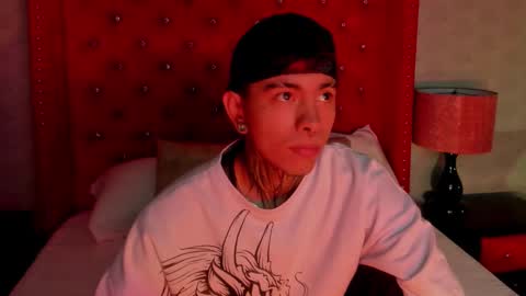 AresPaxton online show from March 20, 11:36 am